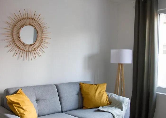 Appartement L'olivier - Moderne Et Chaleureux - Tram Et Parc *